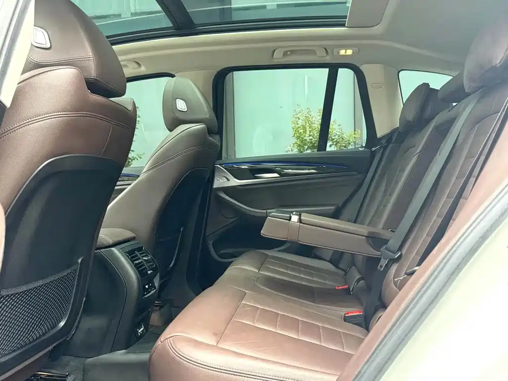 BMW X3 2021