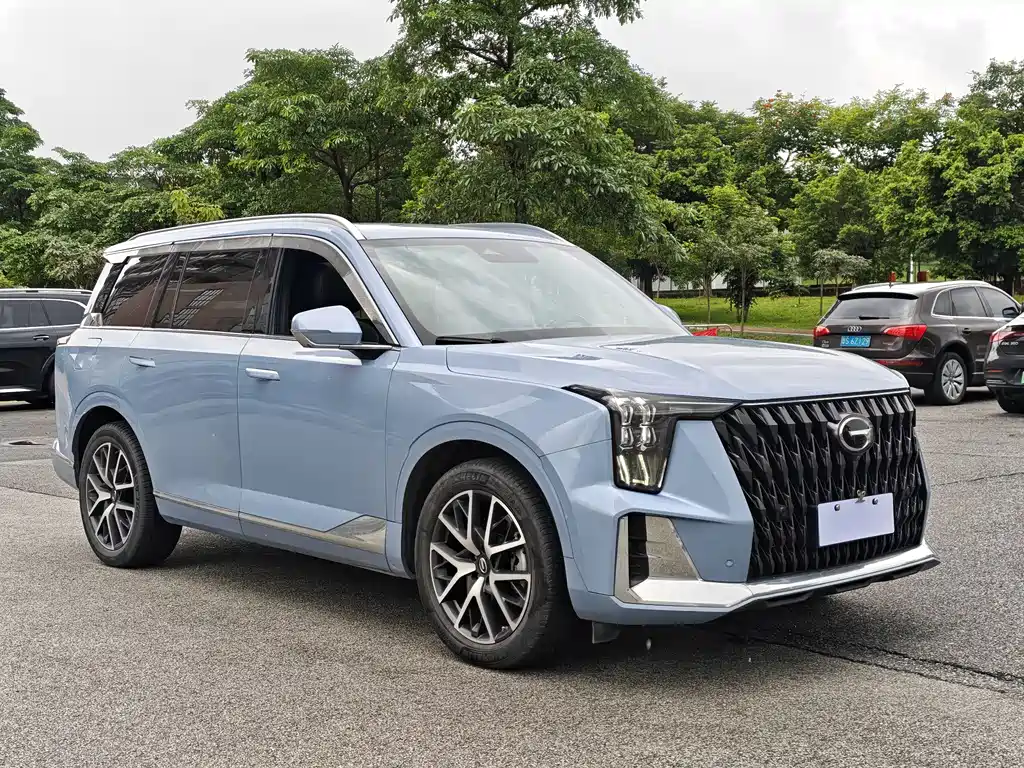 GAC Motor Trumpchi GS8 2022 — фото 3