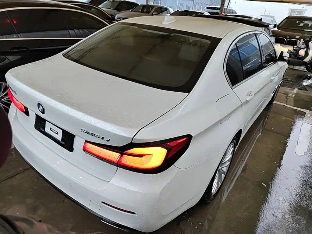 BMW 5 Series 2022
