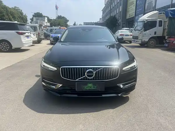Volvo S90 2018