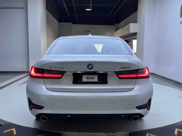 BMW 3 Series 2022