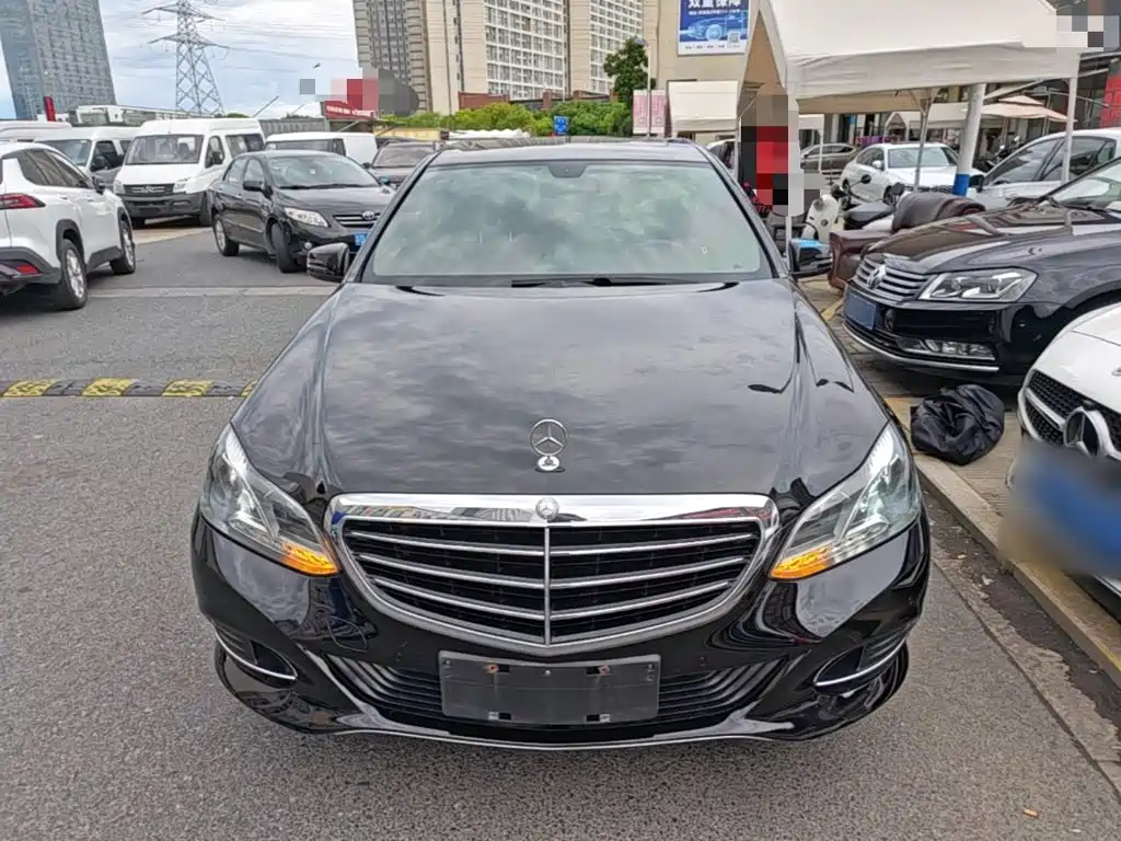 Mercedes-Benz E-Class 2015
