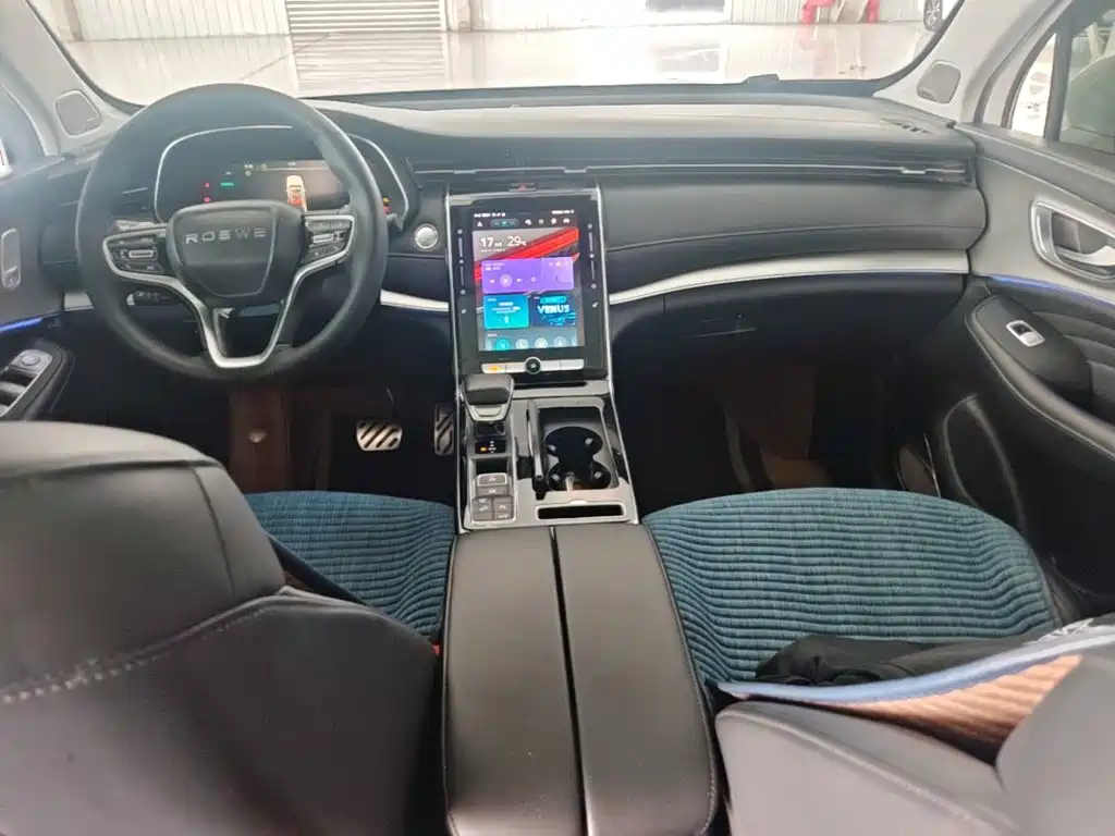 Roewe RX5 MAX 2021 — фото 10