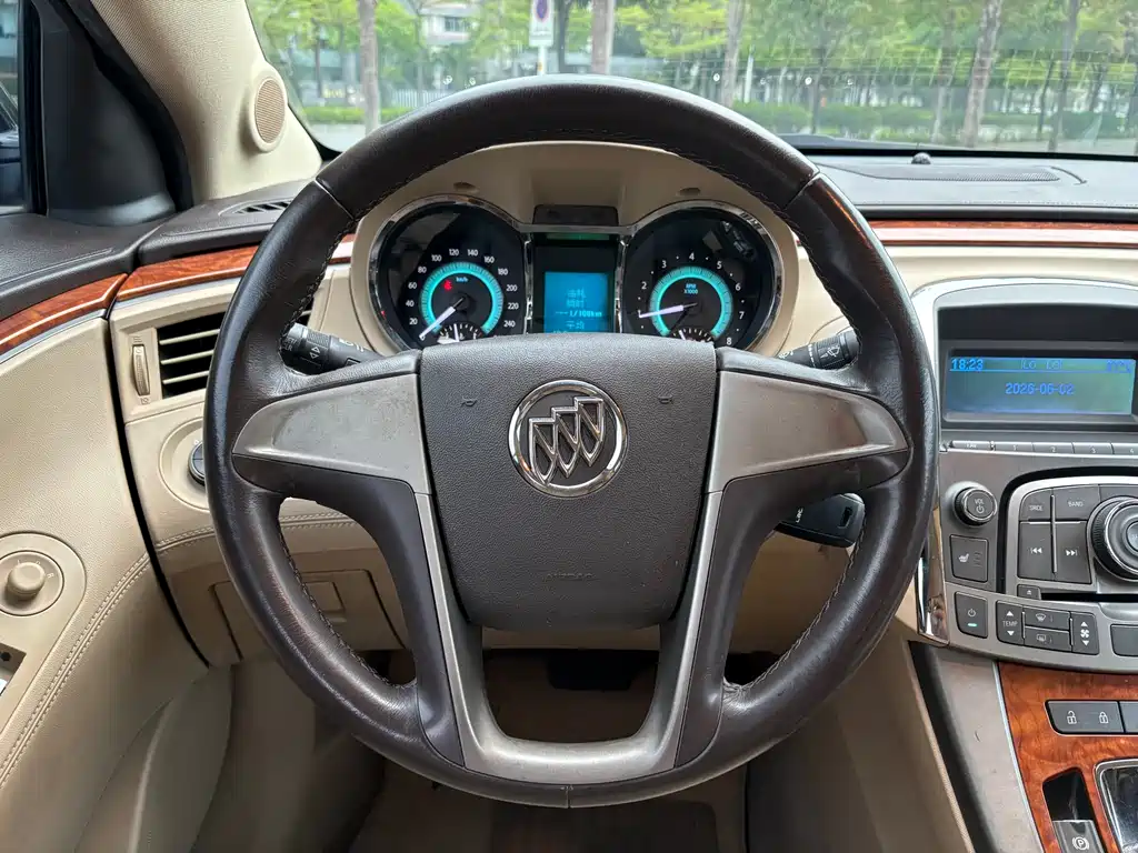 Buick LaCrosse 2013 — фото 13