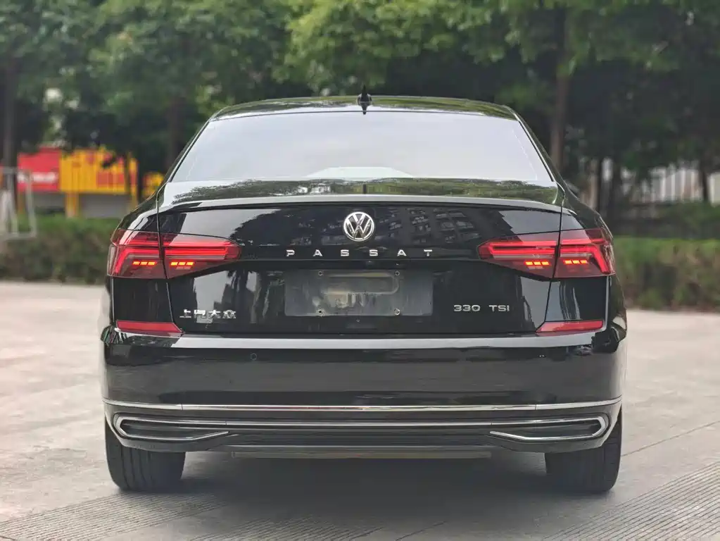 Volkswagen Passat 2020 — фото 10