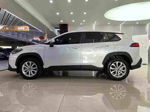 Toyota Frontlander 2025