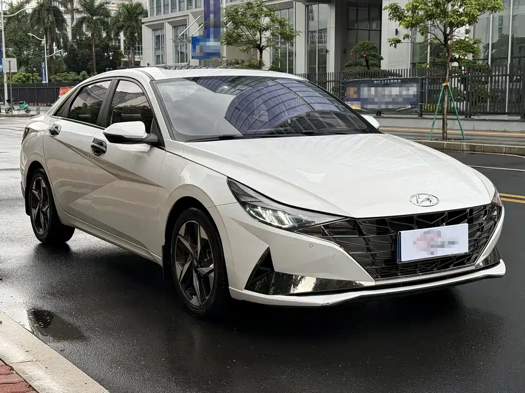 Hyundai Elantra 2020