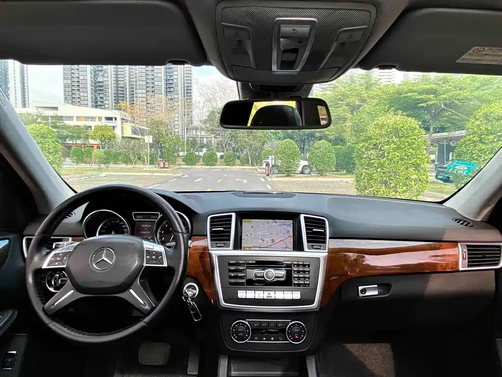 Mercedes-Benz M-Class 2012 — фото 15