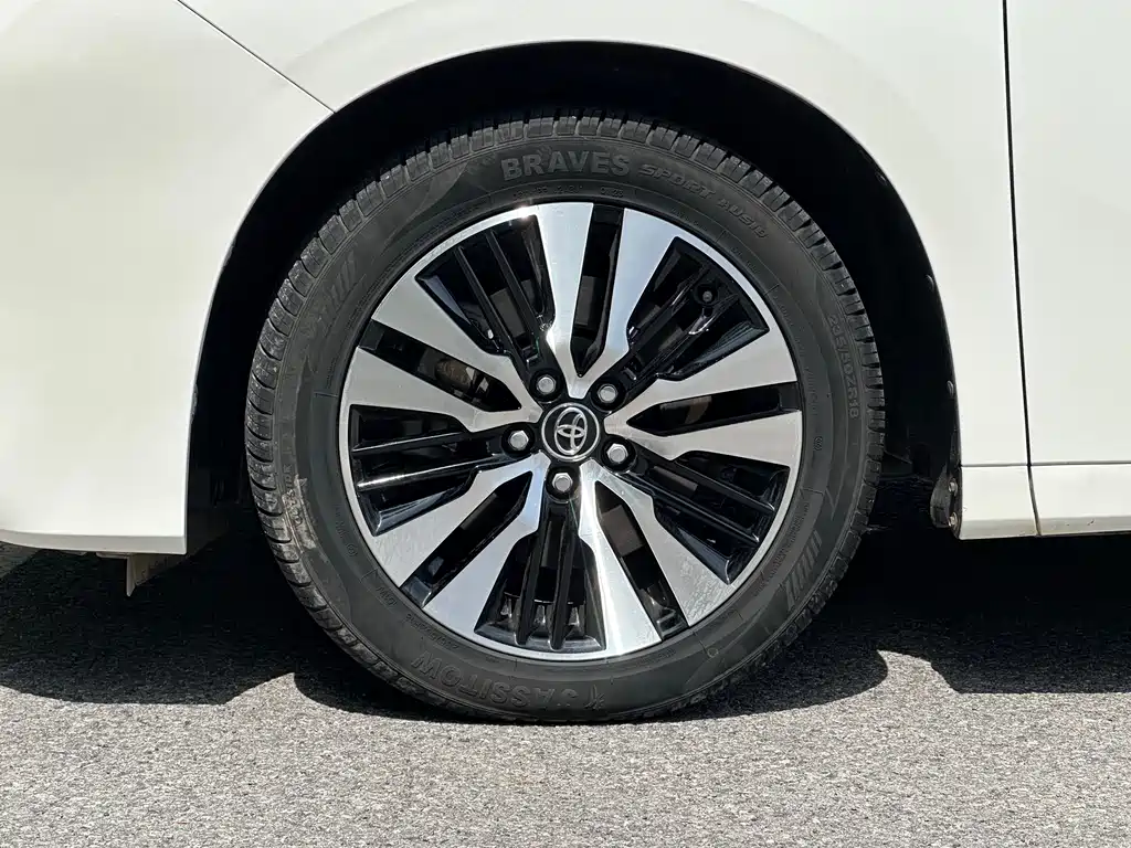 Toyota Alphard 2019 — фото 8