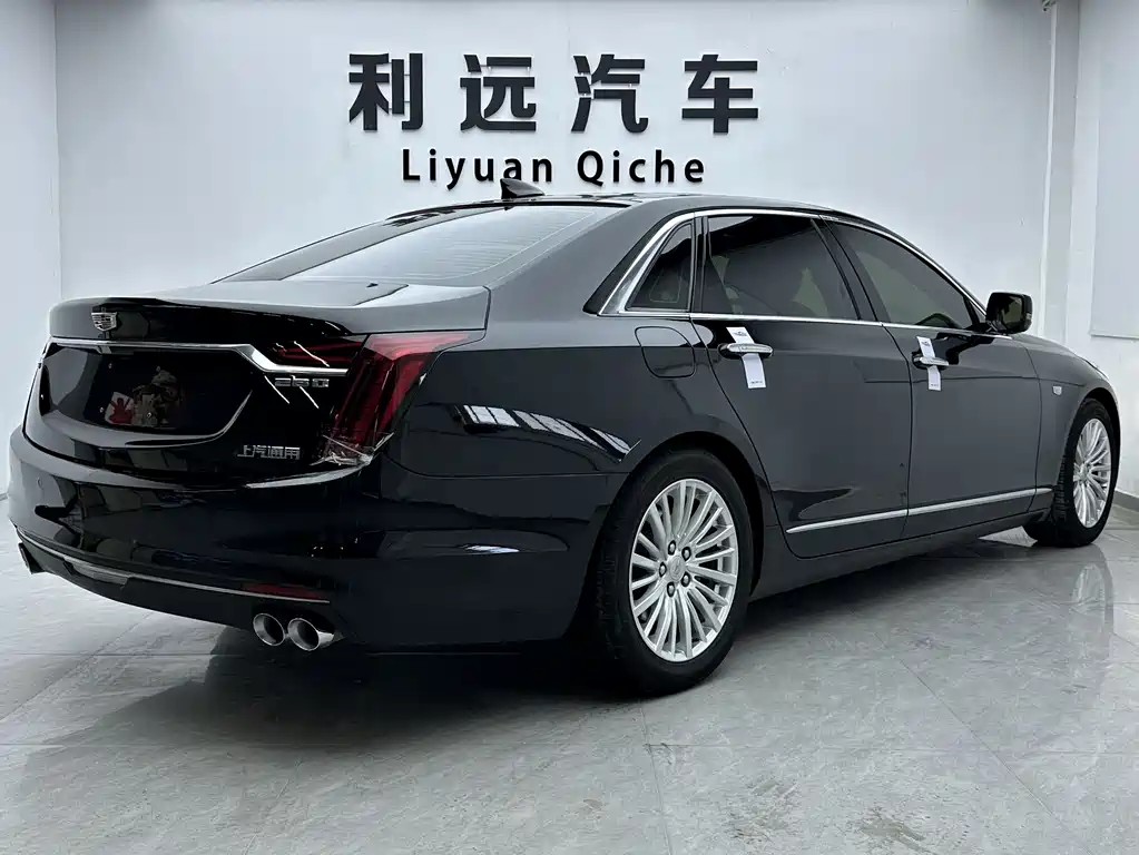 Cadillac CT6 2022 — фото 15