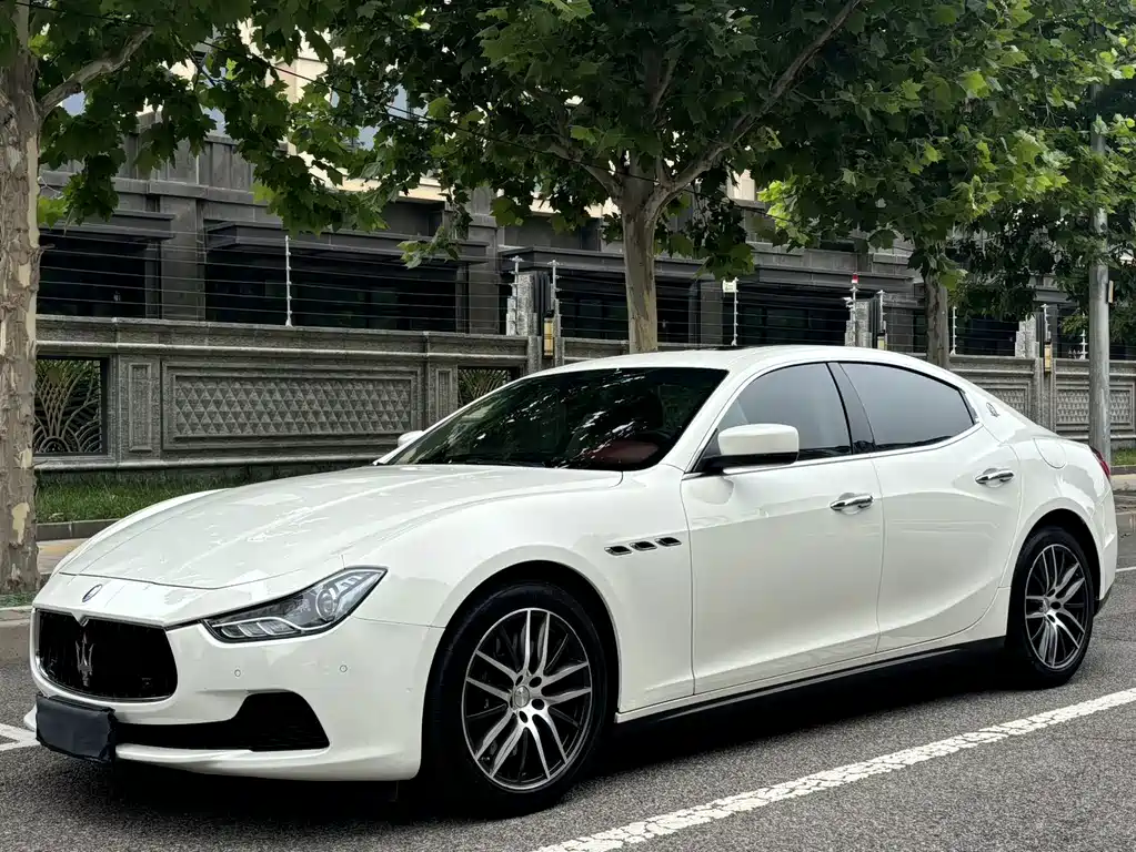 Maserati Ghibli 2015 — фото 3