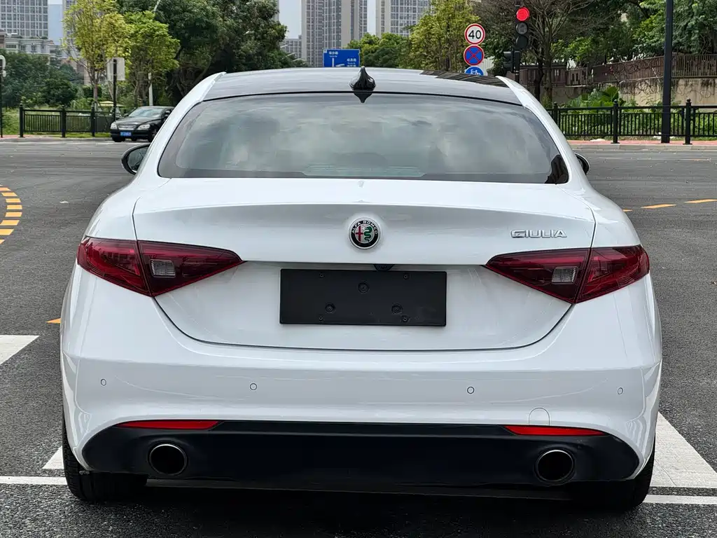 Alfa Romeo Giulia Juliet 2019 — фото 10
