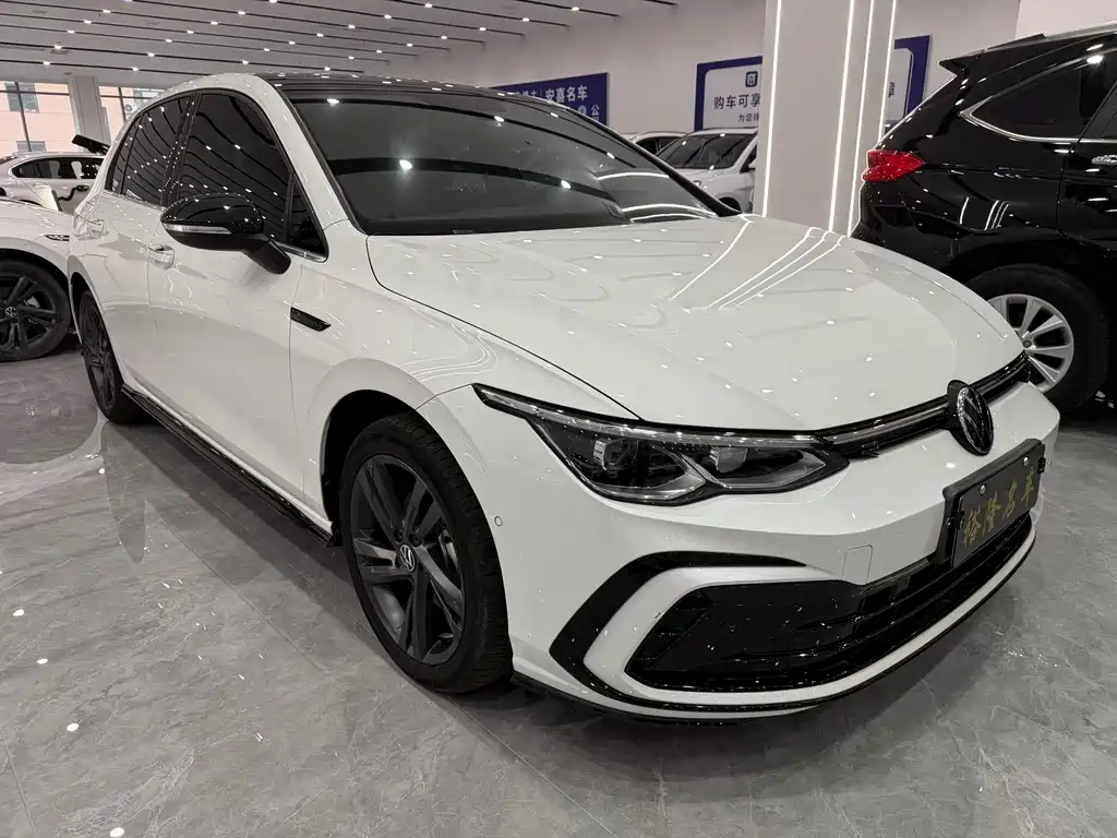 Volkswagen Golf 2023