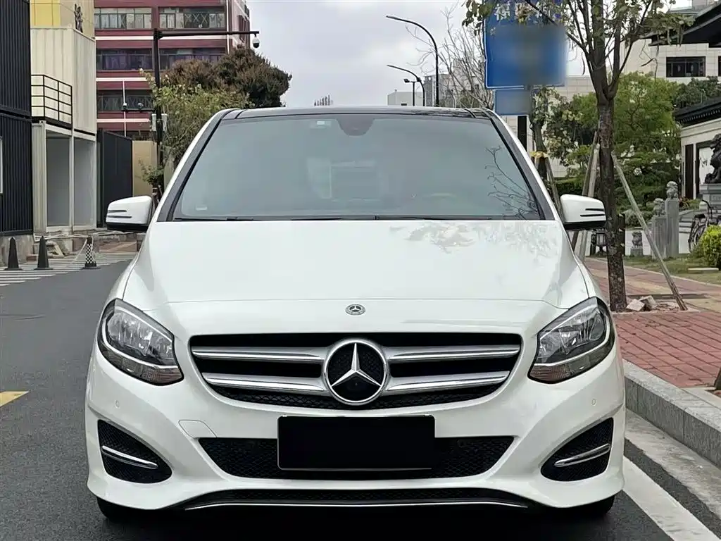Mercedes-Benz B-Class 2018 — фото 22