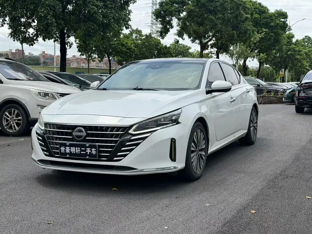 Nissan Teana 2023