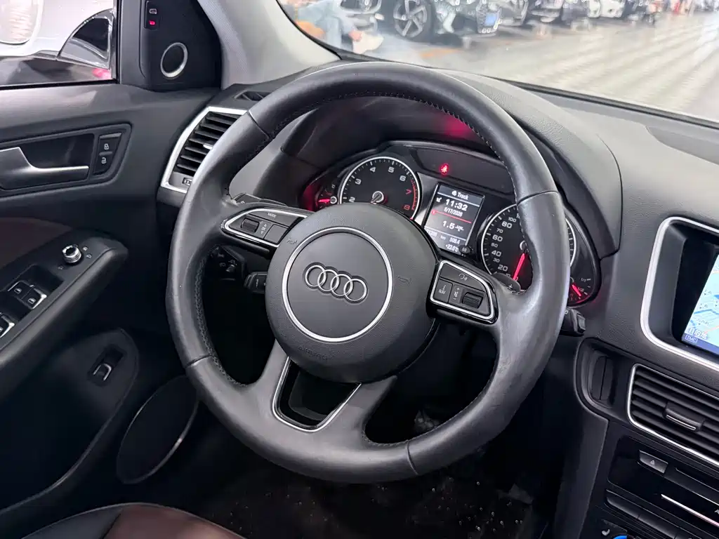 Audi Q5 2016 — фото 16