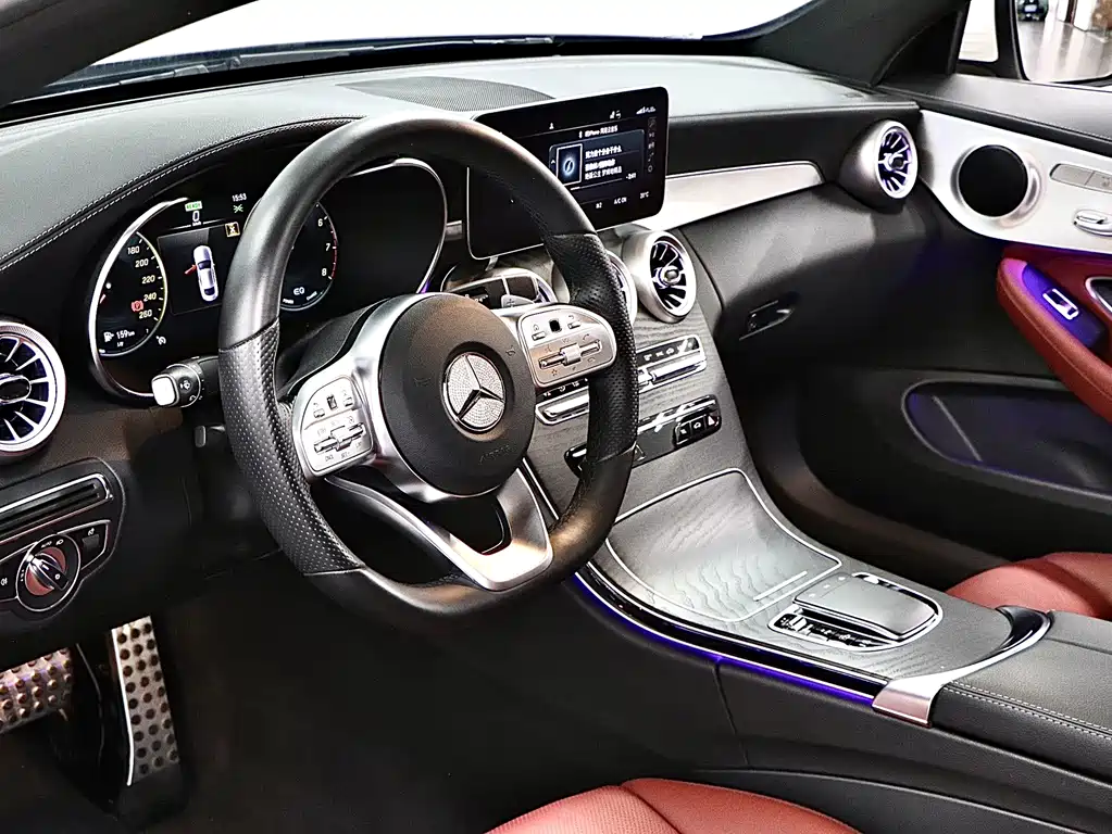 Mercedes-Benz C-Class 2021 — фото 11