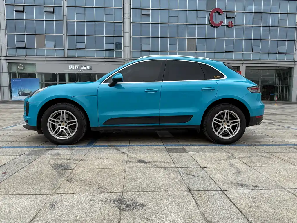Porsche Macan 2019 — фото 2