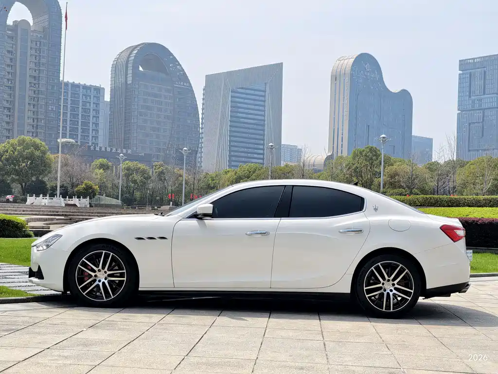 Maserati Ghibli 2015 — фото 3