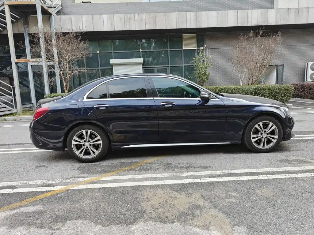 Mercedes-Benz C-Class 2015 — фото 19