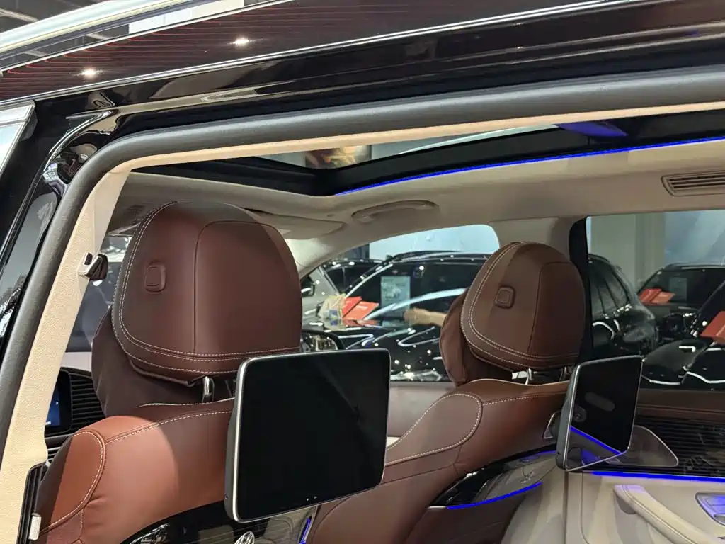 Mercedes-Benz Maybach GLS 2025 — фото 26