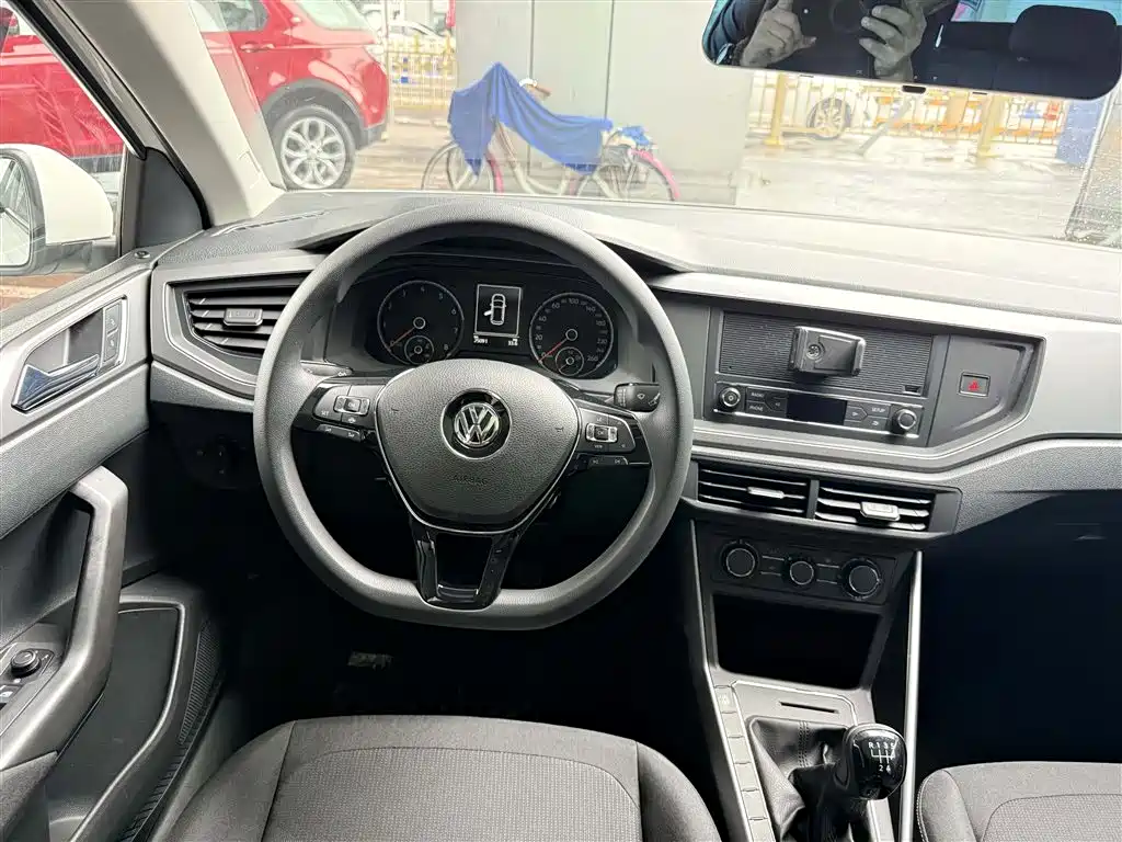 Volkswagen Polo 2020 — фото 10