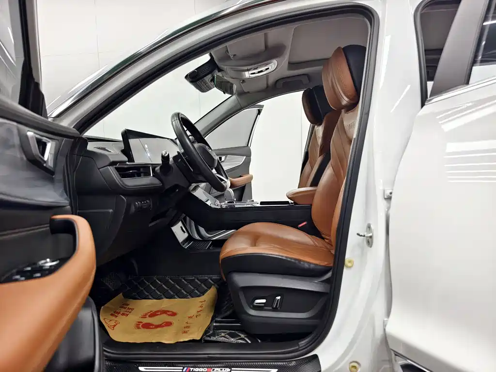 Chery Tiggo 8 PLUS 2021 — фото 11