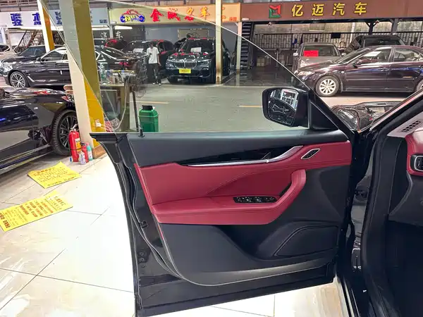 Maserati Levante 2016