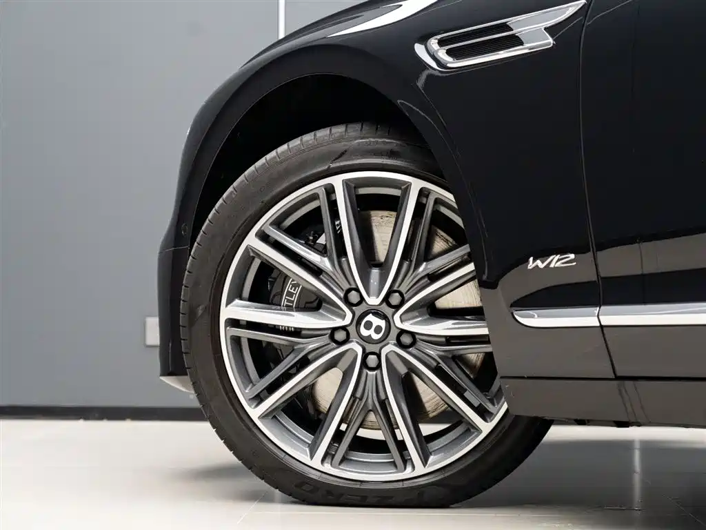 Bentley Flying Spur 2022
