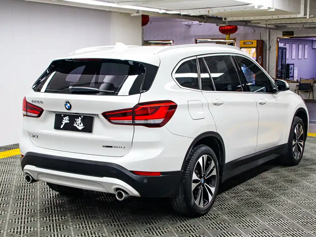 BMW X1 2022 — фото 24