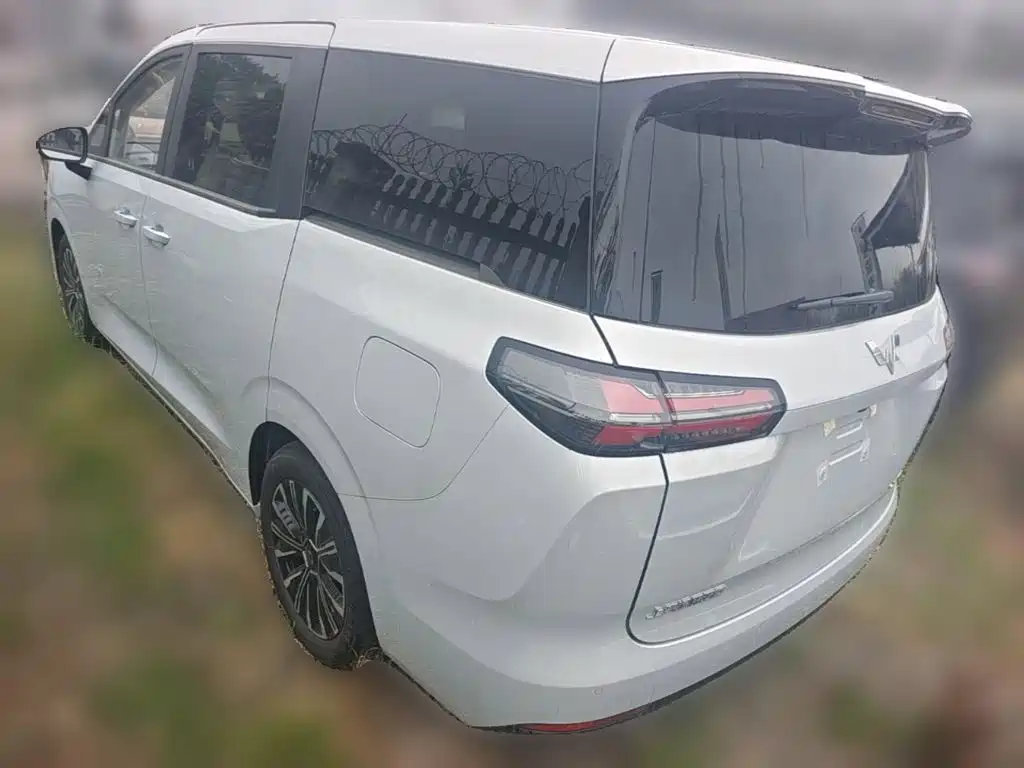 Wuling Starlight 730 EV 2025 — фото 9