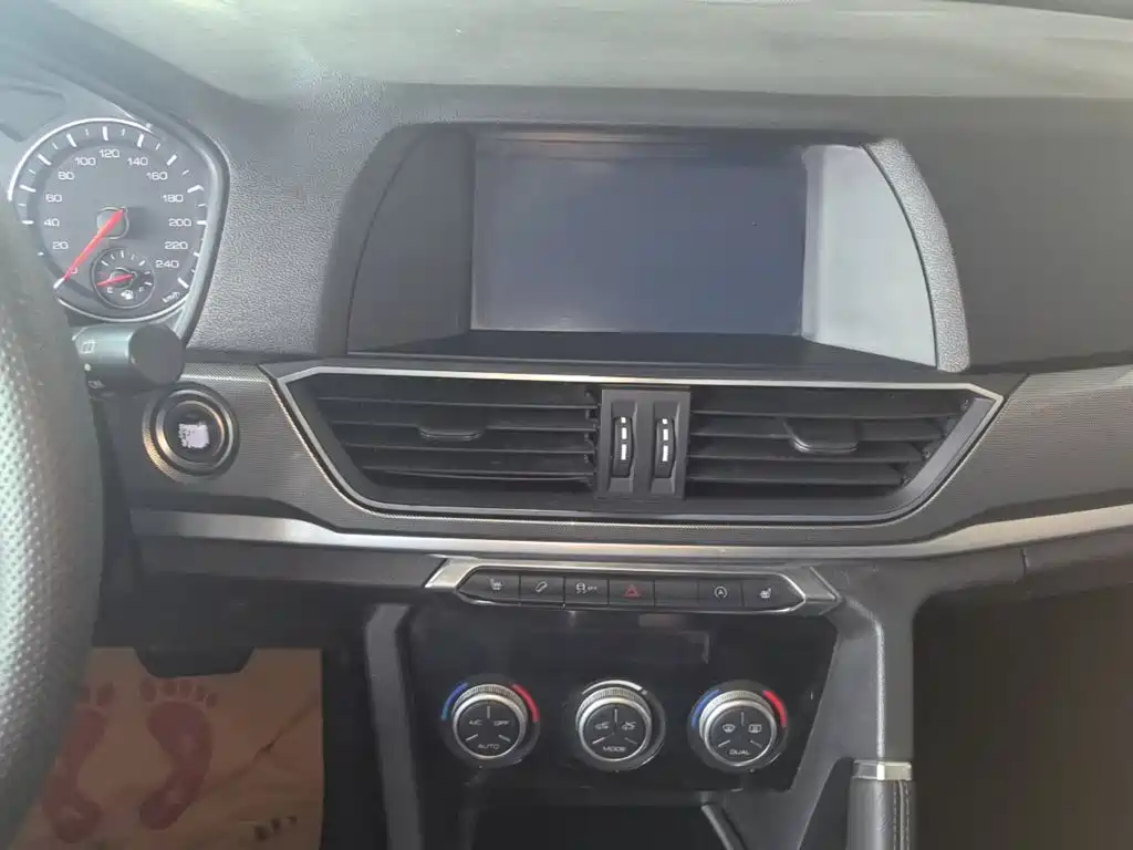 Haval H6 2018 — фото 13