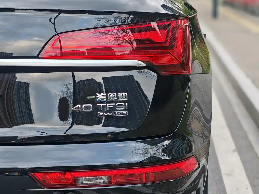 Audi Q5L 2022 — фото 15