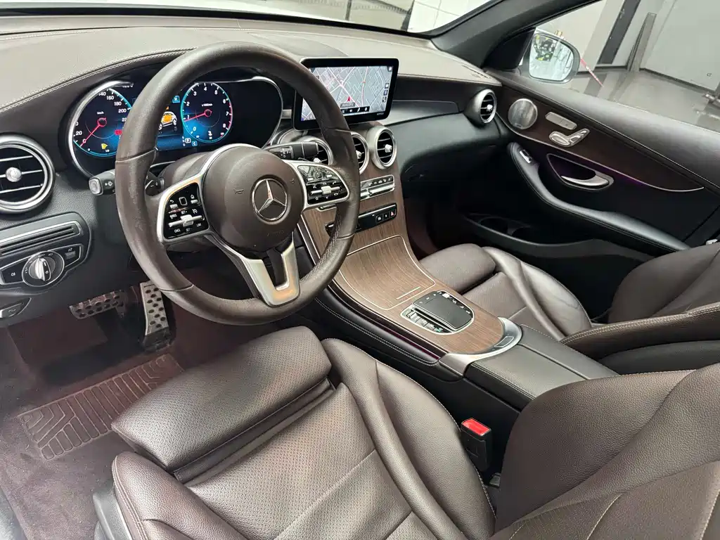 Mercedes-Benz GLC 2021 — фото 12