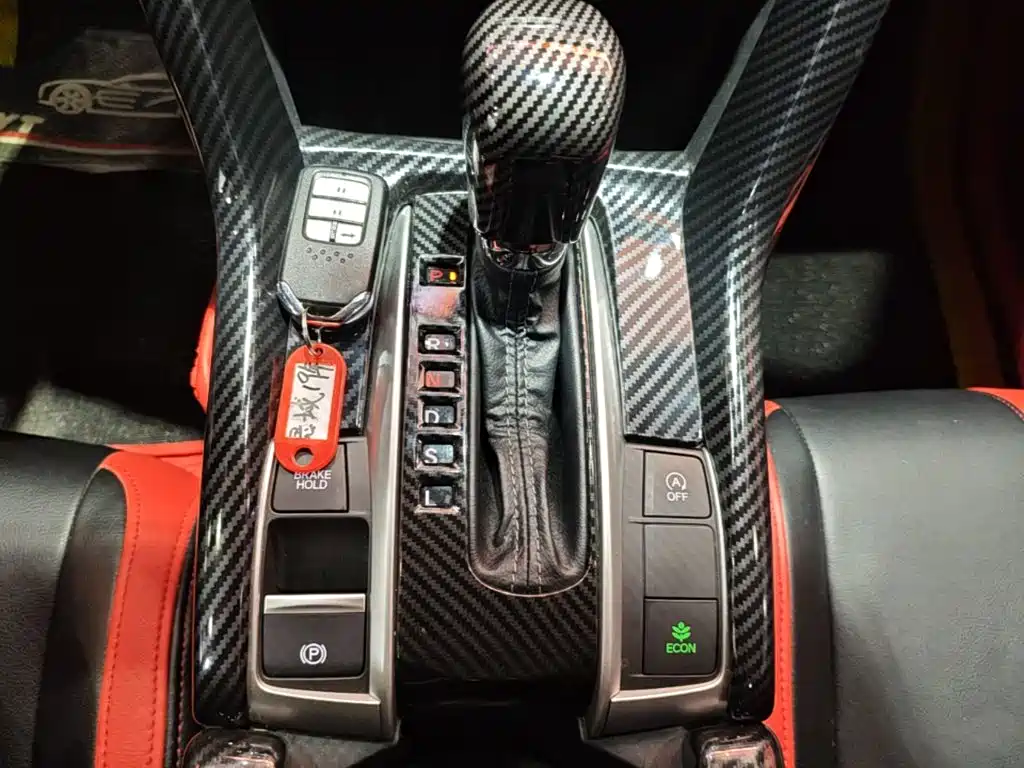 Honda Civic 2019 — фото 14