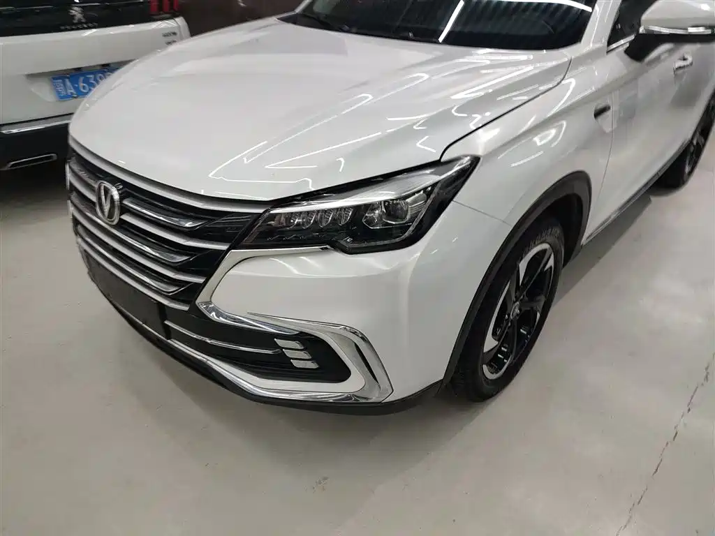 Changan CS85 COUPE 2019 — фото 18