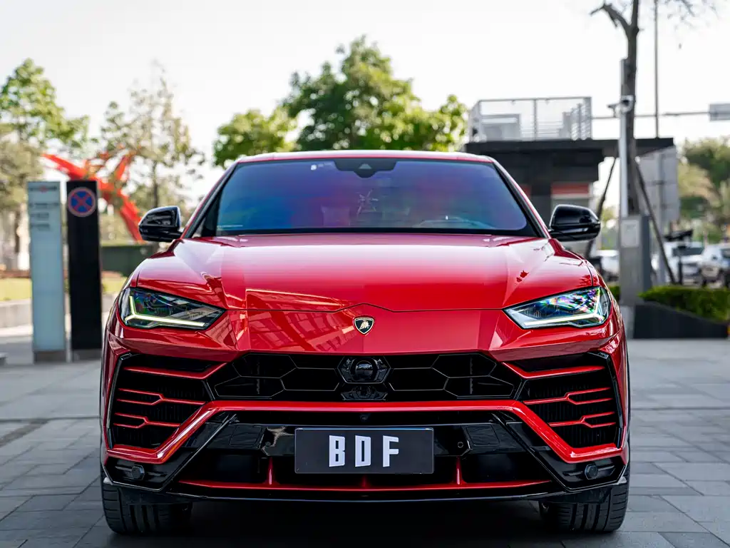 Lamborghini Urus 2020 — фото 2