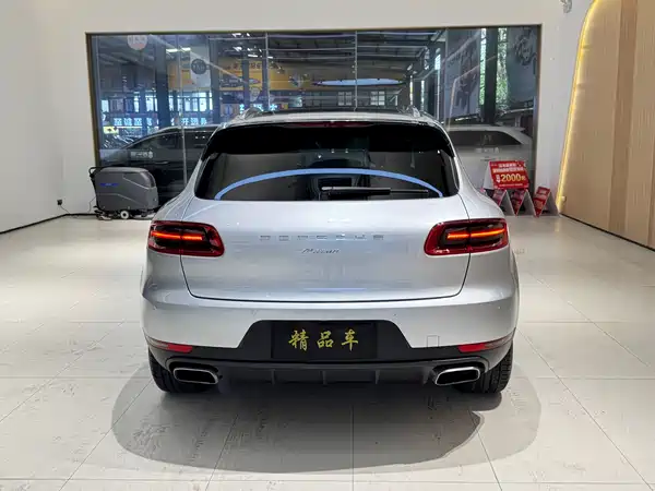 Porsche Macan 2014