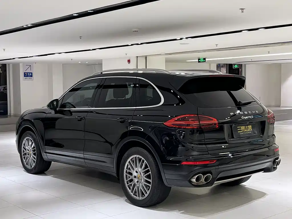 Porsche Cayenne 2017 — фото 4