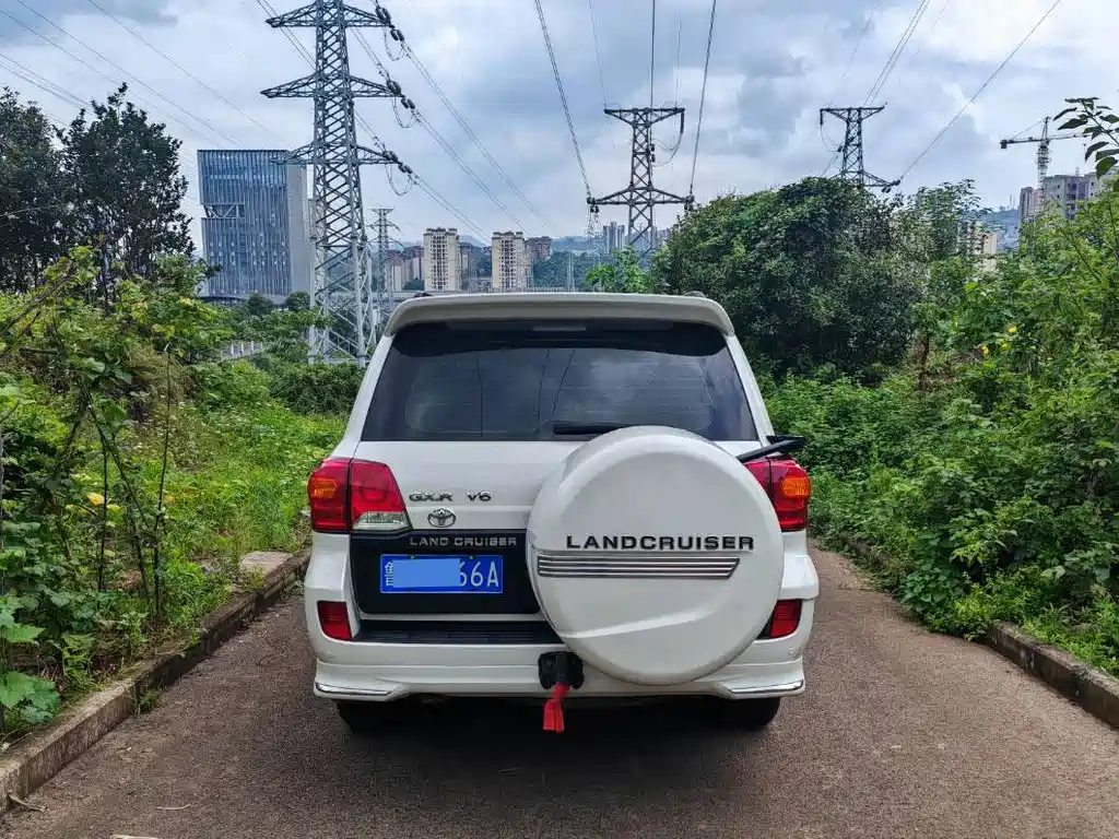 Toyota Land Cruiser 2015