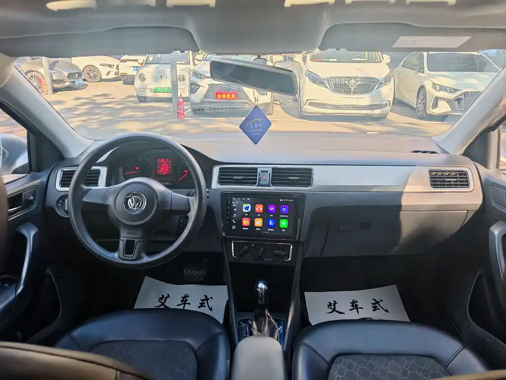 Volkswagen Santana 2015
