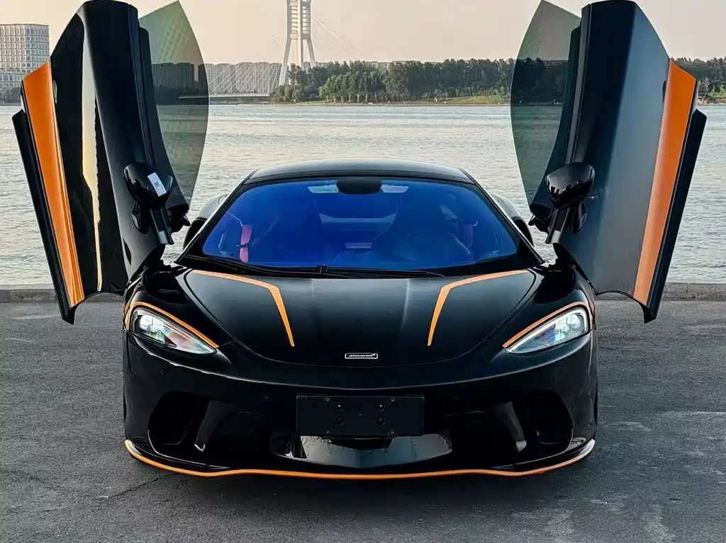 McLaren GT 2022