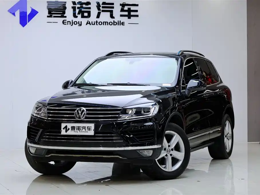 Volkswagen Touareg 2017 — фото 9