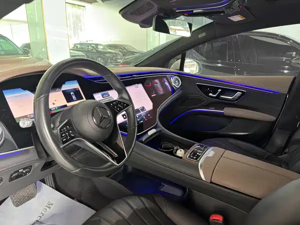 Mercedes-Benz EQS 2023