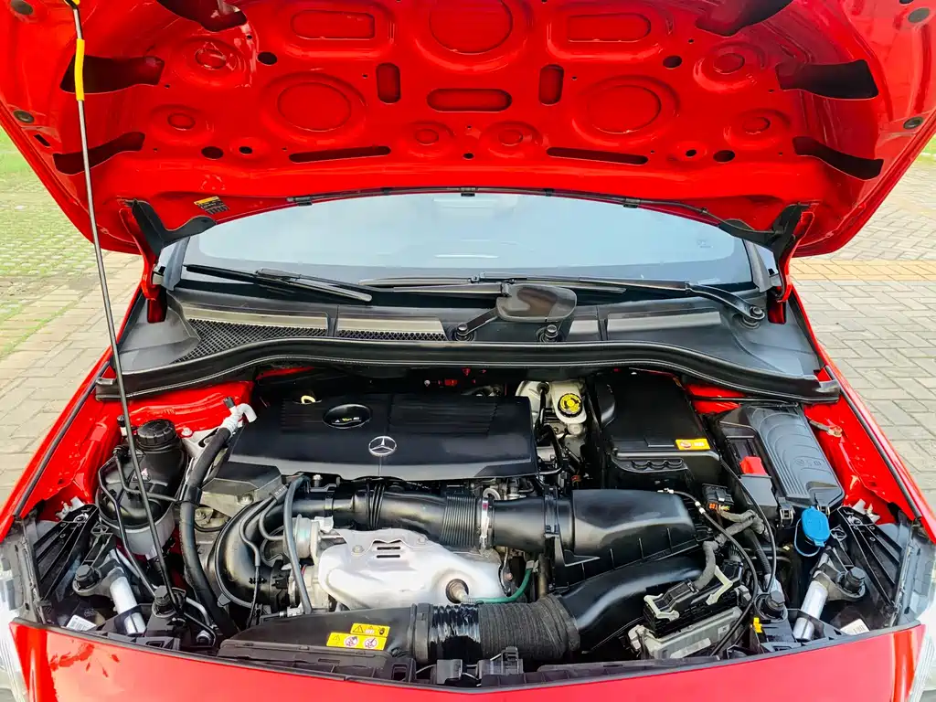 Mercedes-Benz B-Class 2013 — фото 15