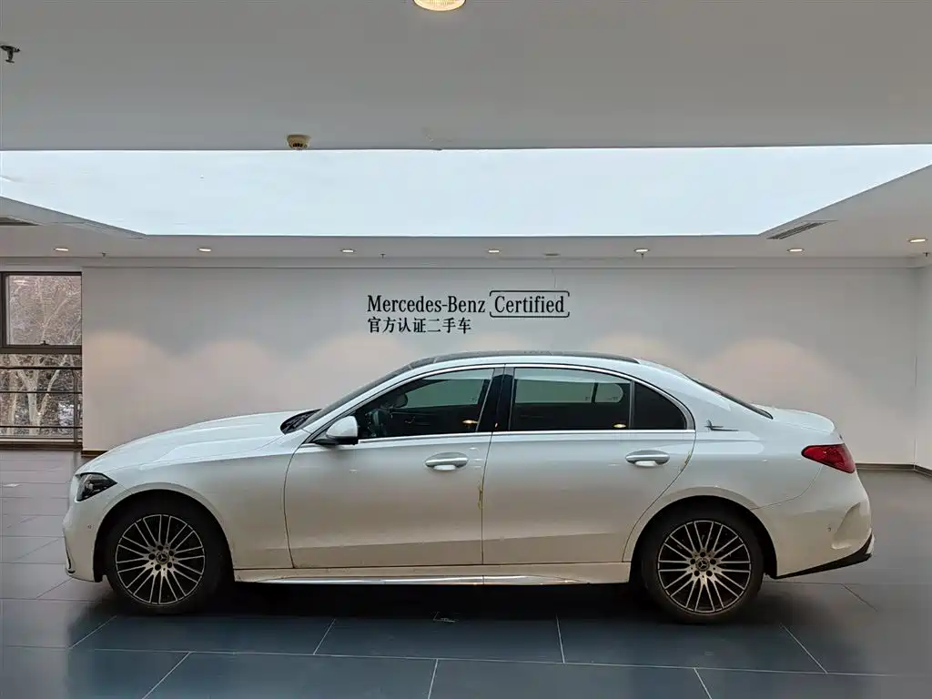 Mercedes-Benz C-Class 2022