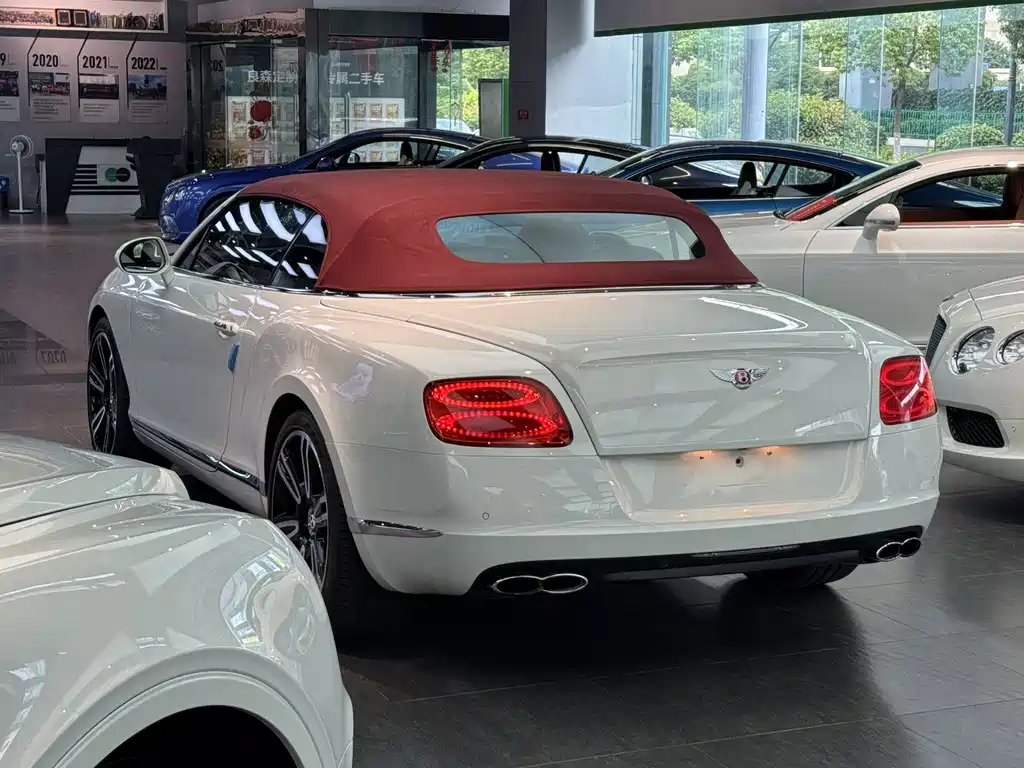 Bentley Continental 2013 — фото 4