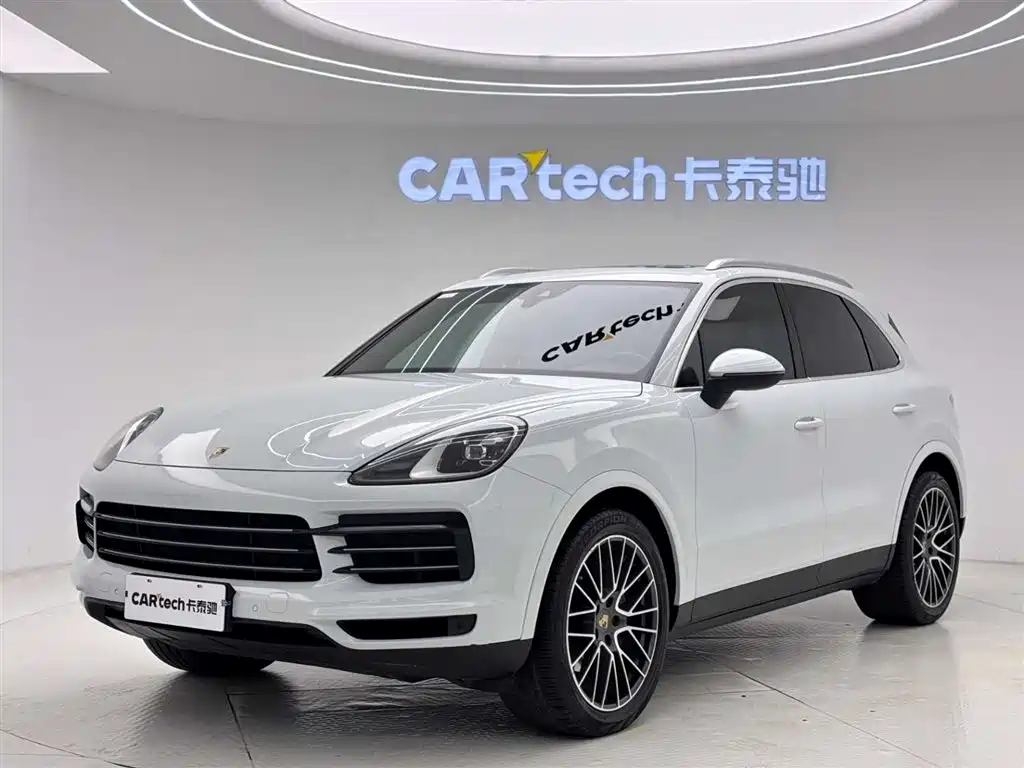 Porsche Cayenne 2020 — фото 1