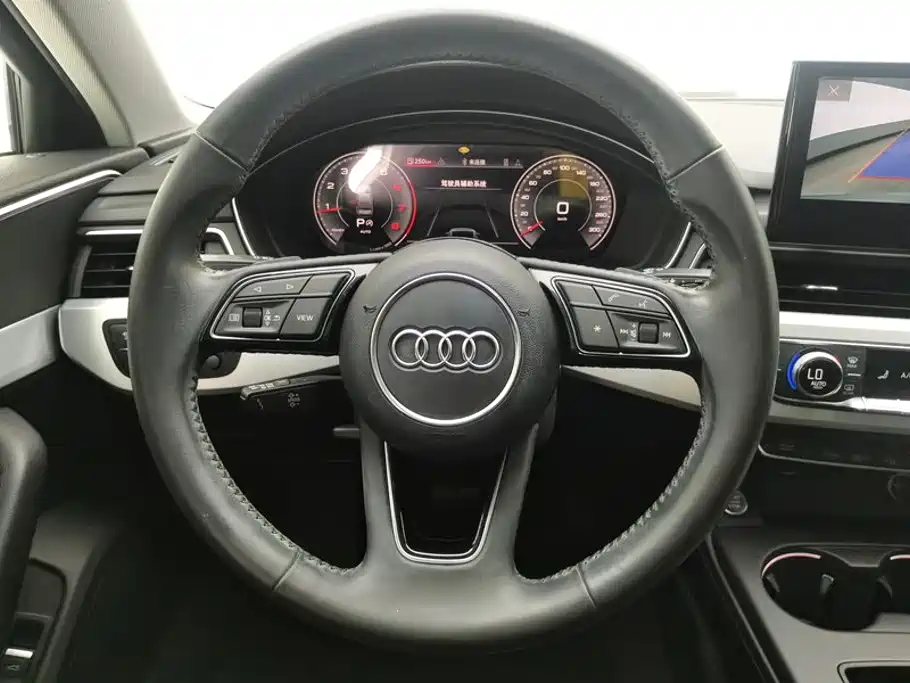 Audi A4L 2020 — фото 15