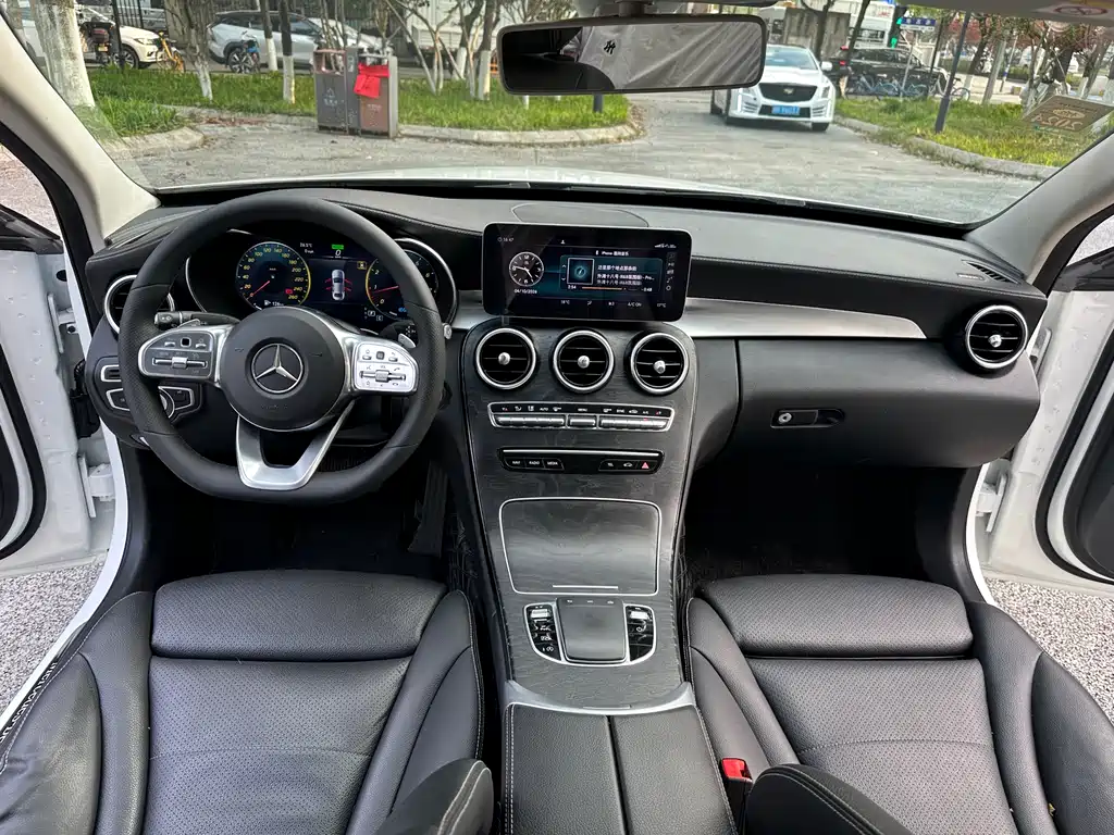 Mercedes-Benz C-Class 2020 — фото 14